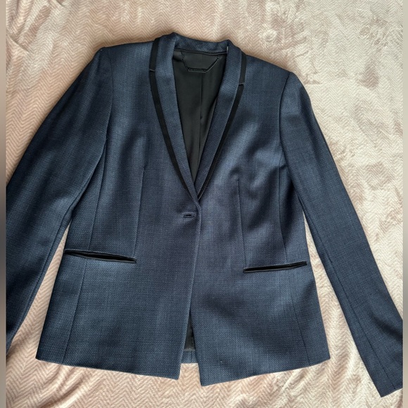 Elie Tahari wool jacket - size 6 - Picture 2 of 14